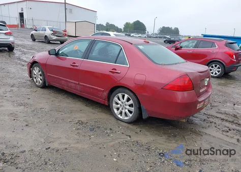 2007 Honda Accord 3.0 Ex z USA, uszkodzony, nr VIN 1HGCM66877A075494